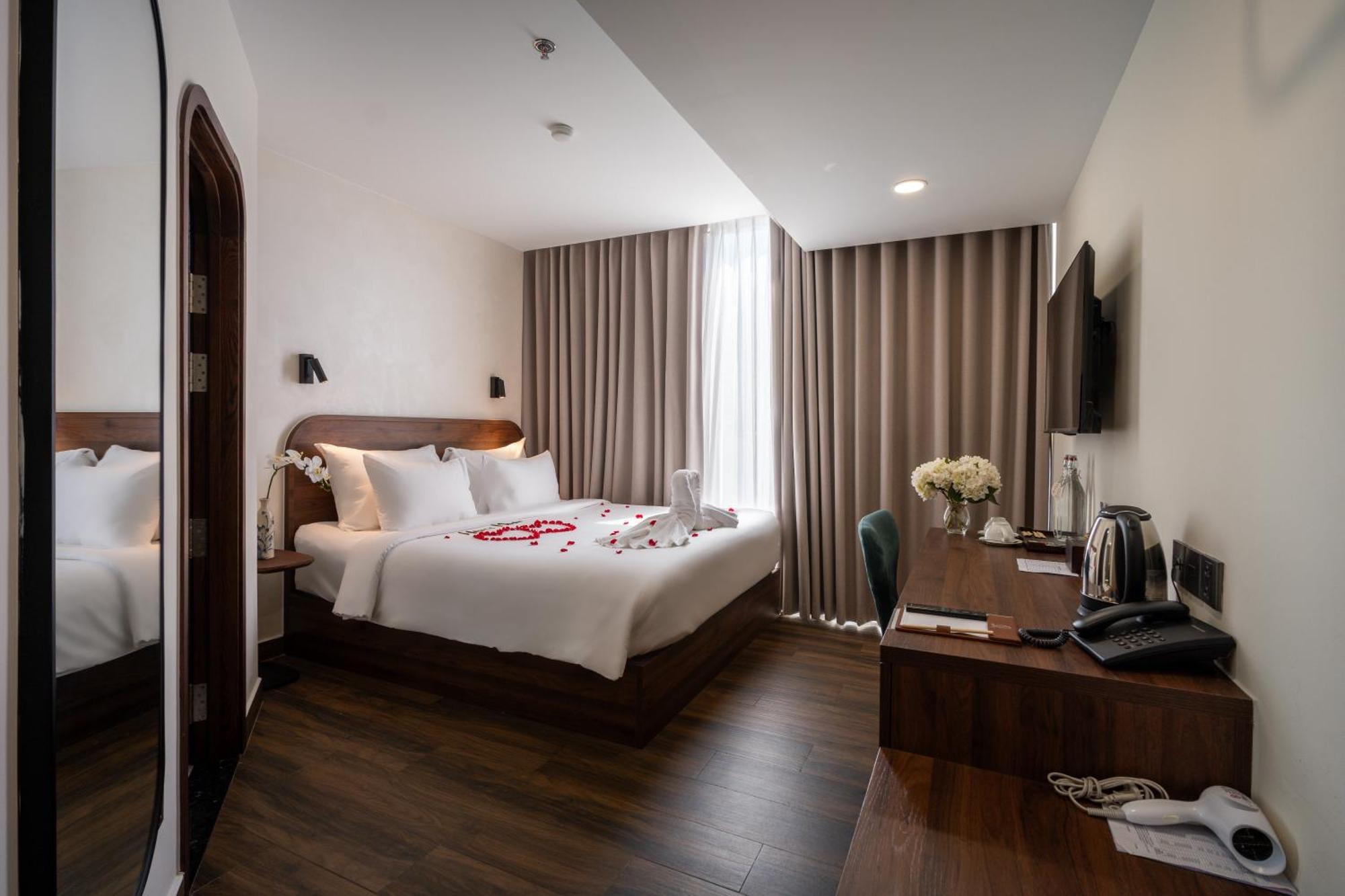 Hato Saigon Boutique Hotel & Rooftop Ho Chi Minh-staden Exteriör bild