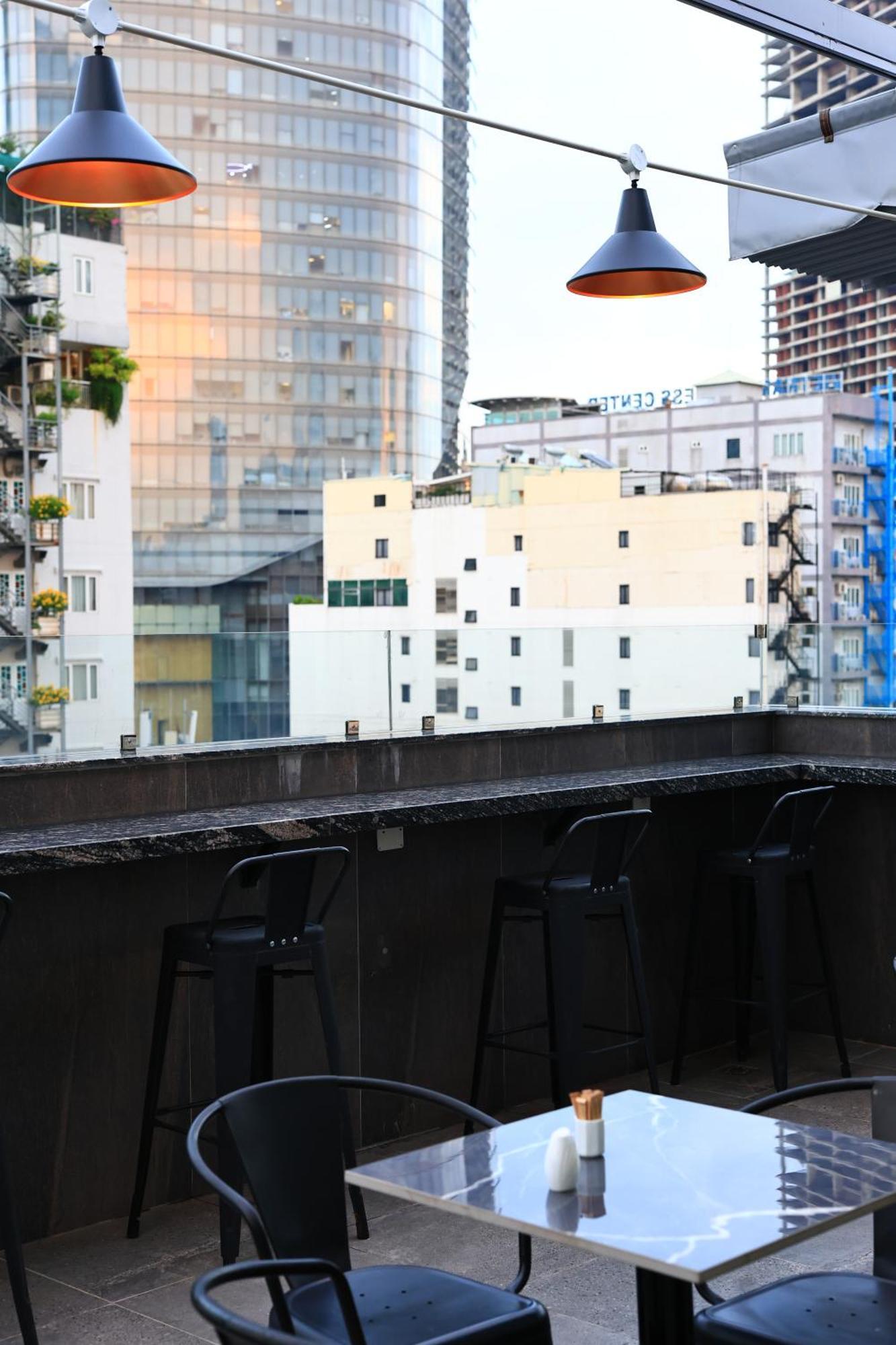 Hato Saigon Boutique Hotel & Rooftop Ho Chi Minh-staden Exteriör bild