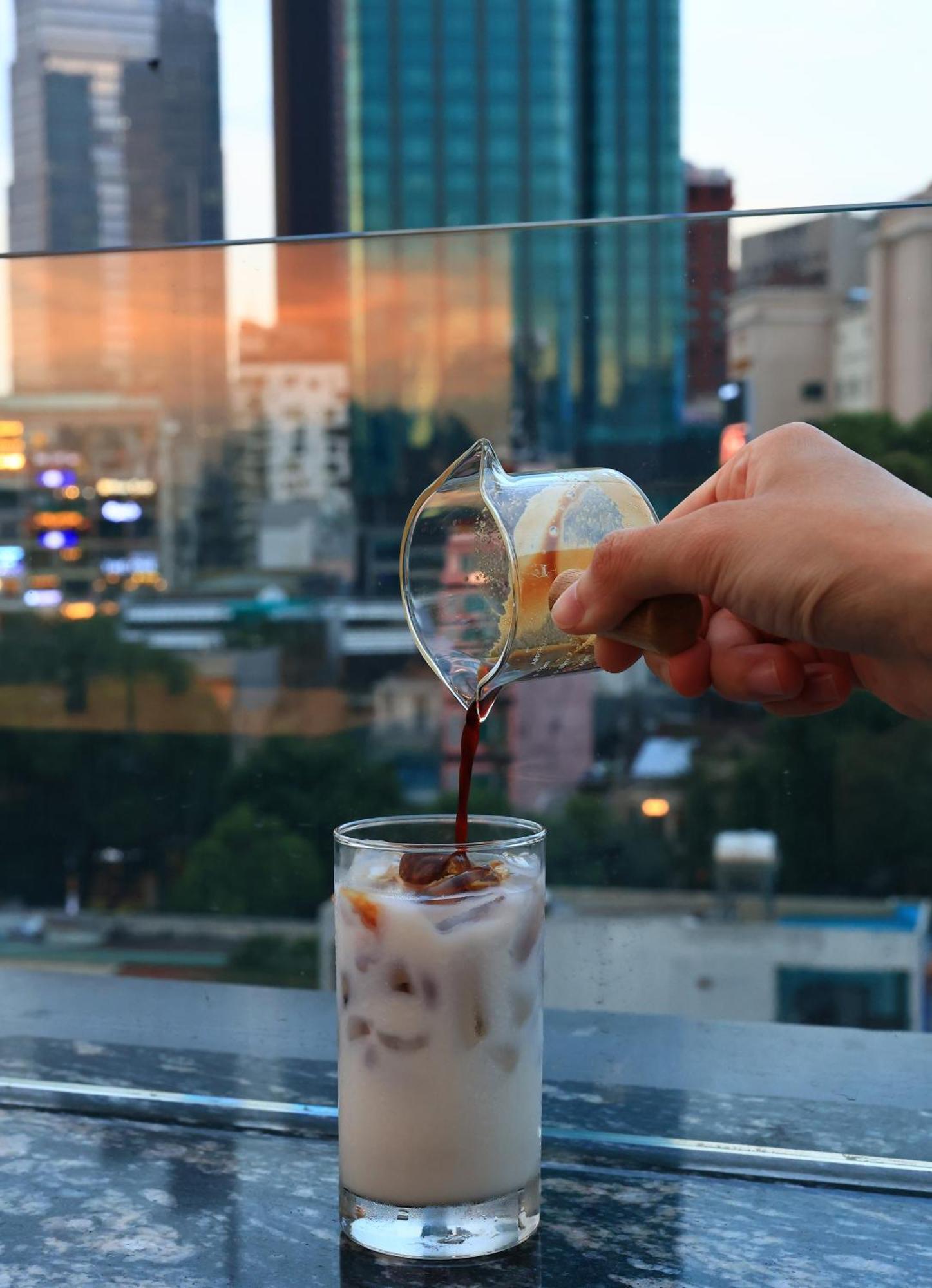 Hato Saigon Boutique Hotel & Rooftop Ho Chi Minh-staden Exteriör bild